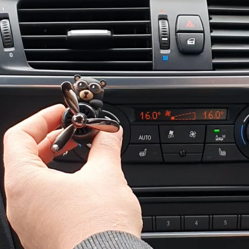 Cute air fresheners air fresheners for the car in the shape of bear  pilot with a rotating fan to spread the fragrance-Model 36-3