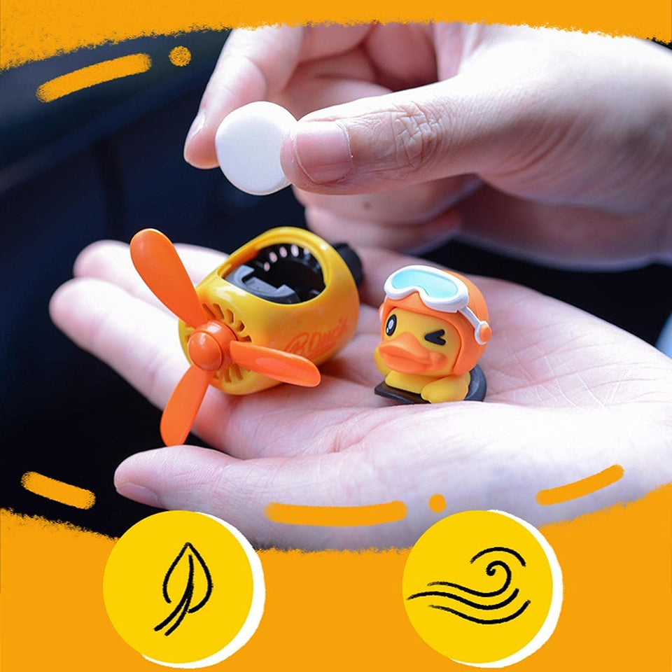 Cute air fresheners air fresheners for the car in the shape of Tweety  pilot with a rotating fan to spread the fragrance-Model 36-2